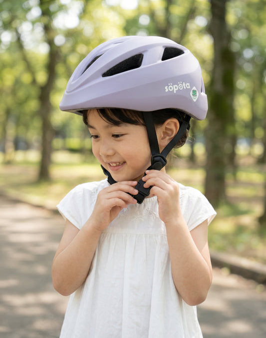 なぜsöpötaはFIDLOCKのマグネットバックルを採用したのか｜子供が自分でかぶれるヘルメットの条件